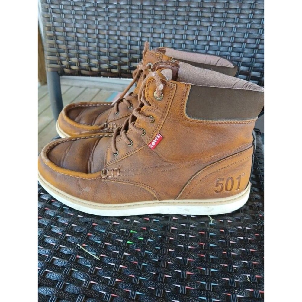 Levis 501 men's boots sz 7